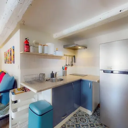 Pop Stan Apartment *