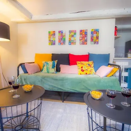 Apartment Pop Stan